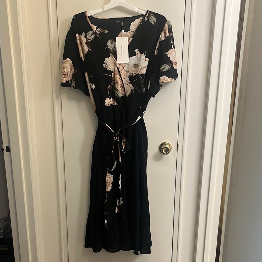 BloomChic Floral V-Neck Midi Dress